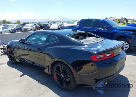 2018 Chevrolet Camaro 2Lt z USA, uszkodzony, nr VIN 1G1FD1RS4J0153659